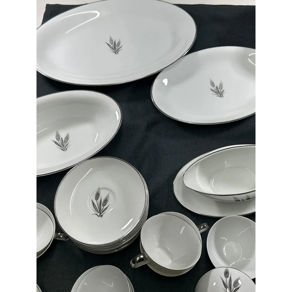 S China Japan A-5263 Fine China Set Silver Wheat White Porcelain Vintage 20+ Pcs